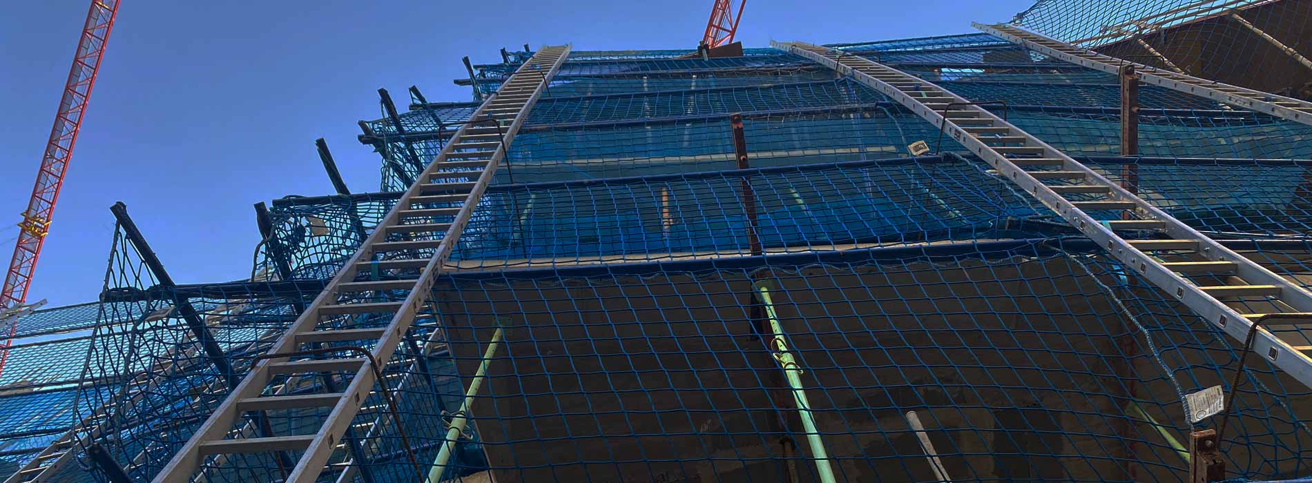 Alberto Magaña, Arquitecto Técnico